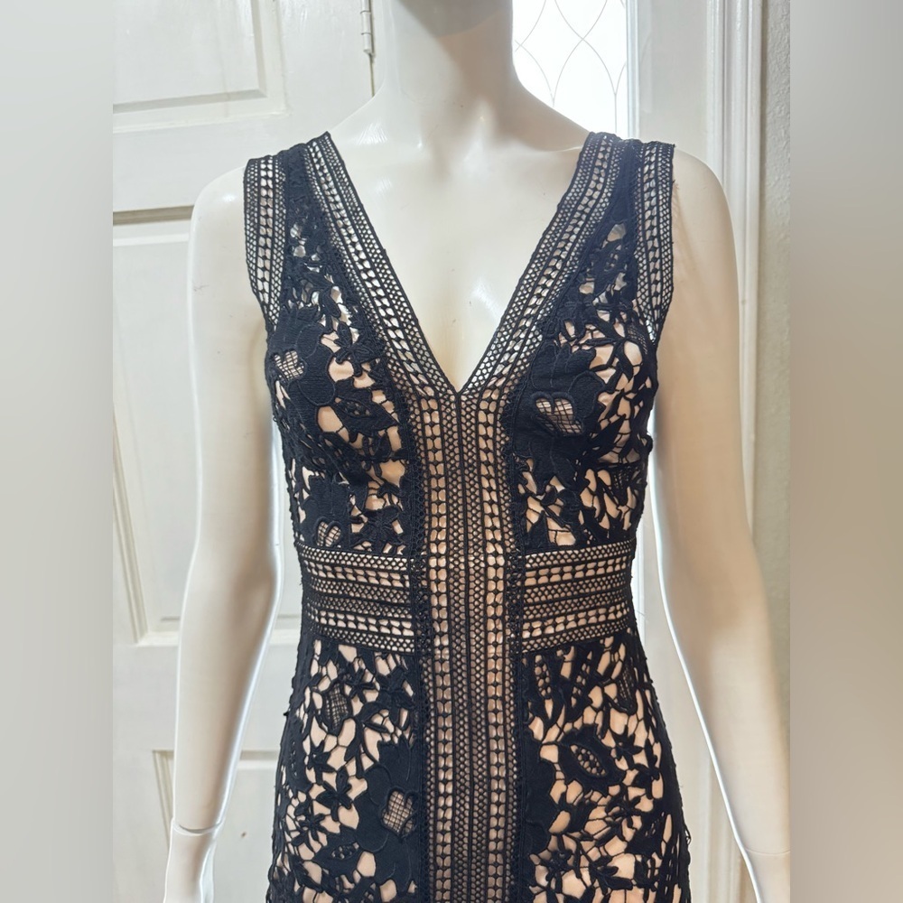 Astr Sexy Black and Cream Lace Mini Dress Size XS - Picture 7 of 15